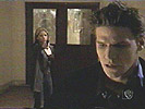 Buffy zielt auf Angel